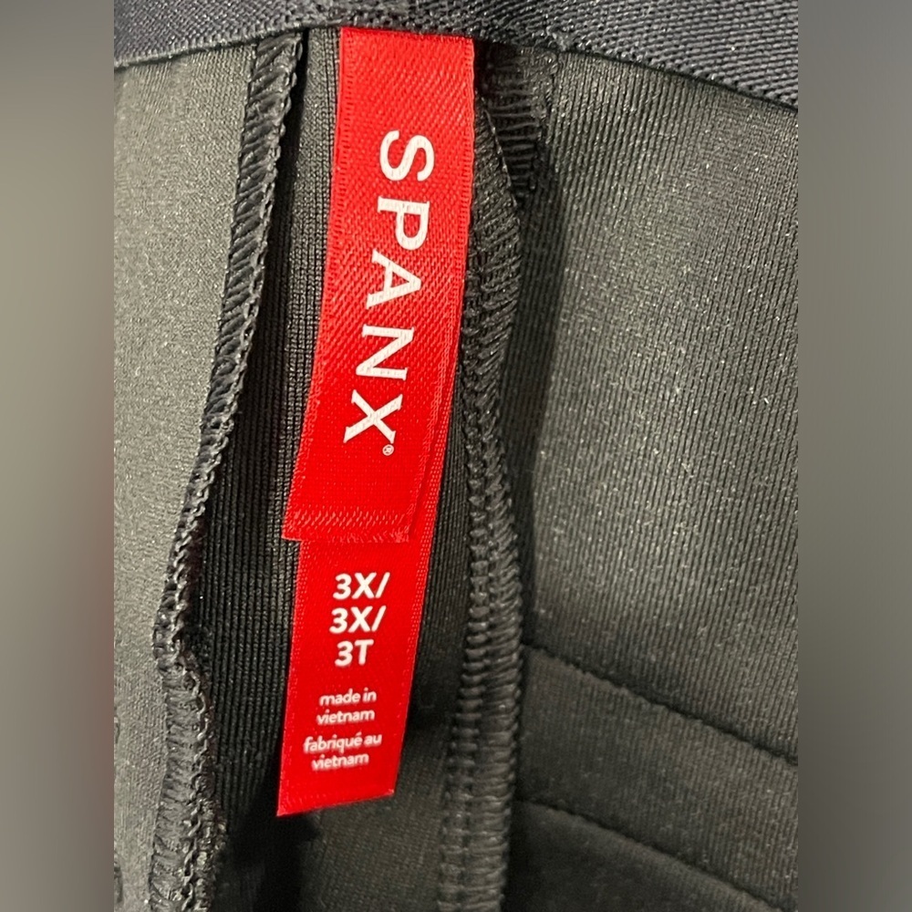 Spanx Faux Leather Like Flare Leg Pull-On Pants Size 3X 20457R Moto Boho - Picture 5 of 8